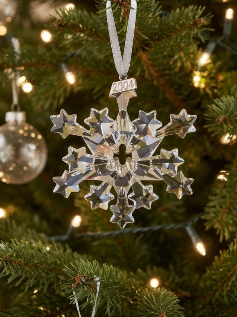 Swarovski 2004 Crystal Snowflake Christmas Tree Ornament with Box & certificate
